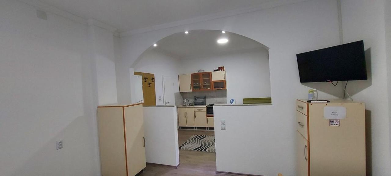 Apartment - Nane - Krushevo Kruševo Buitenkant foto